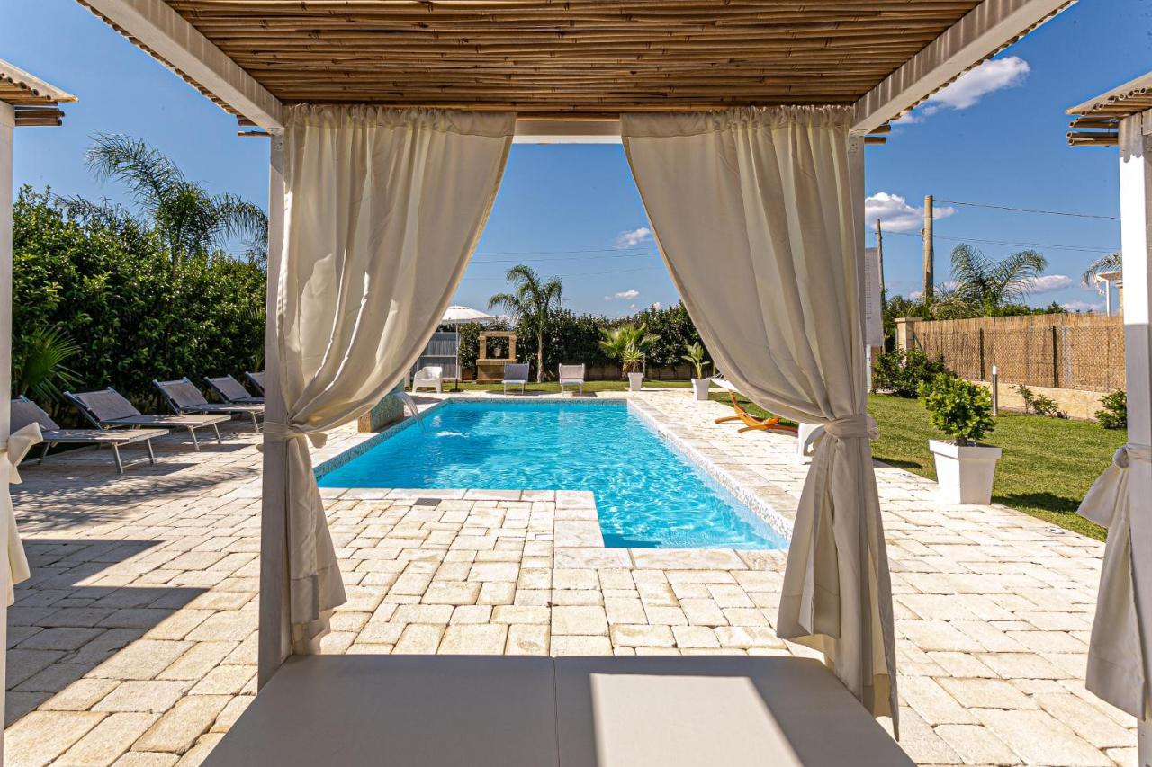 Resort Almaredamarra con piscina e idromassaggio sul mare Torre San Giovanni Ugento Esterno foto