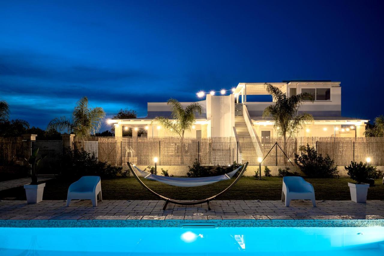 Resort Almaredamarra con piscina e idromassaggio sul mare Torre San Giovanni Ugento Esterno foto