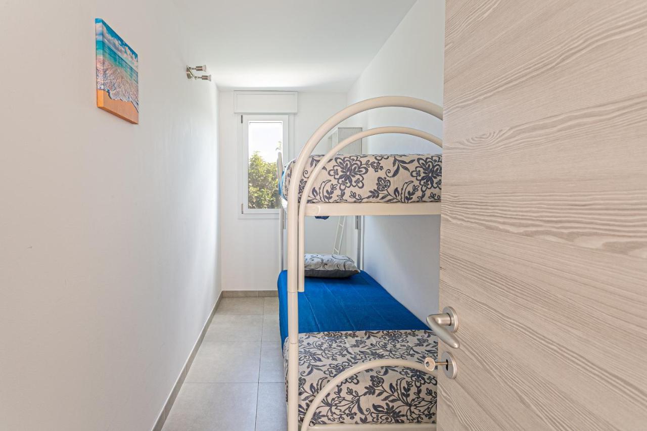 Resort Almaredamarra con piscina e idromassaggio sul mare Torre San Giovanni Ugento Esterno foto