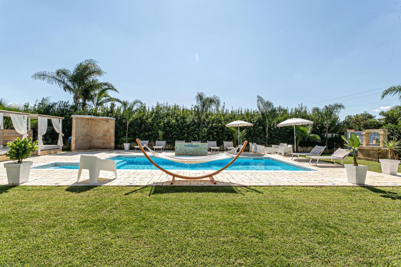 Resort Almaredamarra con piscina e idromassaggio sul mare Torre San Giovanni Ugento Esterno foto